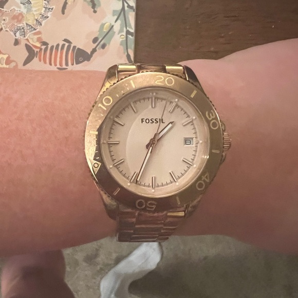 Fossil Gold Bracelet Watch - Picture 3 of 7